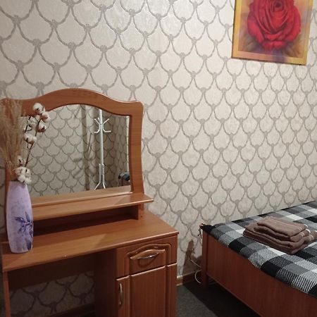Desyatinnaya Hostel Kiev Extérieur photo